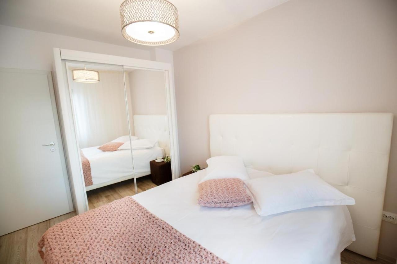 Metropolitan Iassium Apartments Яссы Экстерьер фото